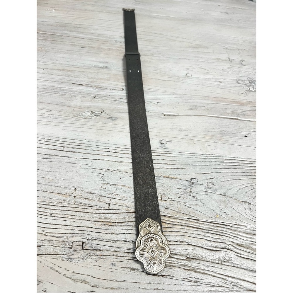 Etro Milano Stingray Metro Belt  Gray Leather Ornate Silver Buckle Size 38 inch - Picture 2 of 12